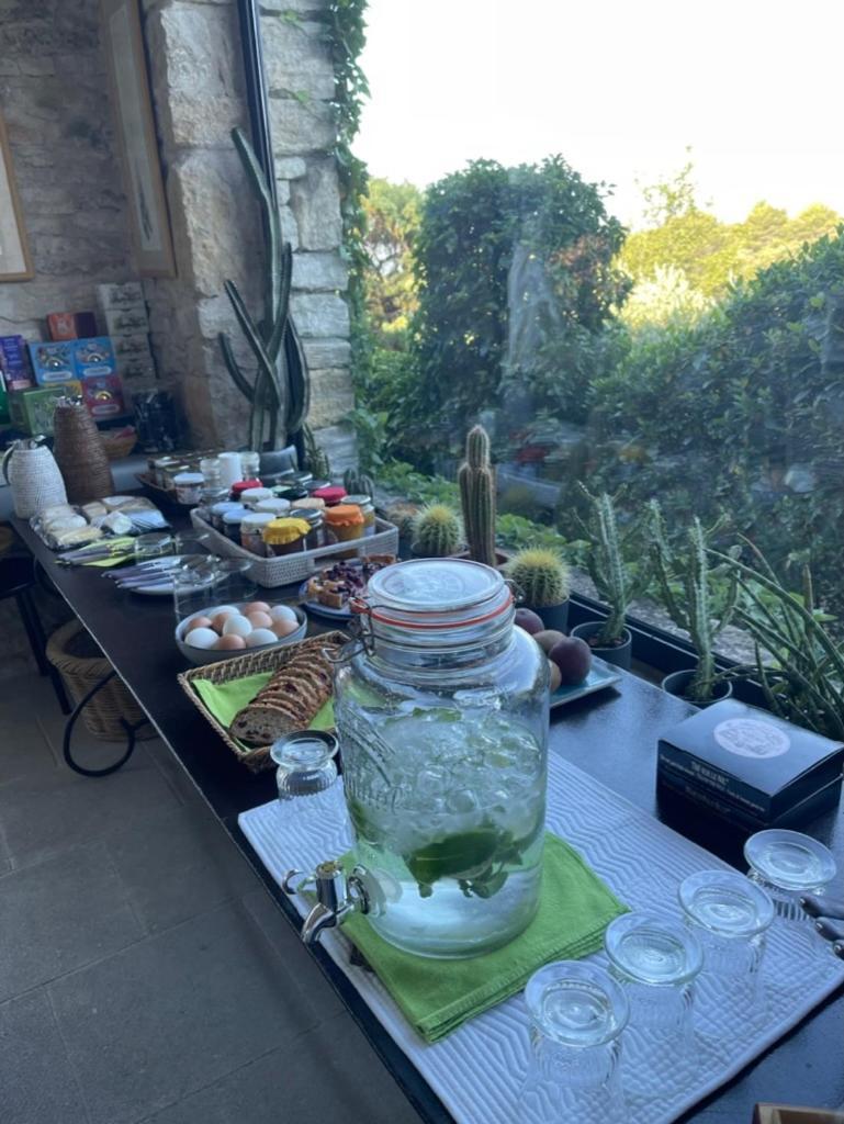 Bed and Breakfast La Borie en Provence Gordes Exterior foto